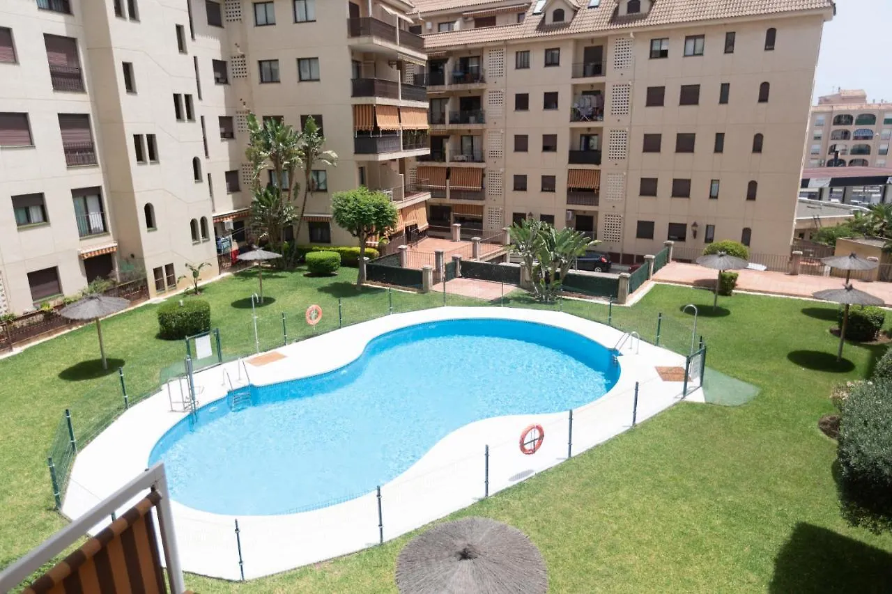 Apartamento Duplex con piscina a 300 metros de la playa San Luis de Sabinillas 0*,  España