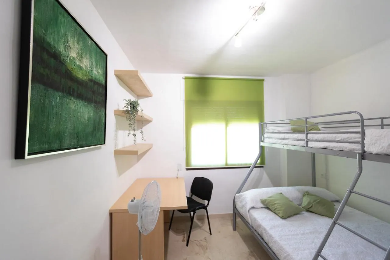 Apartamento Duplex con piscina a 300 metros de la playa San Luis de Sabinillas