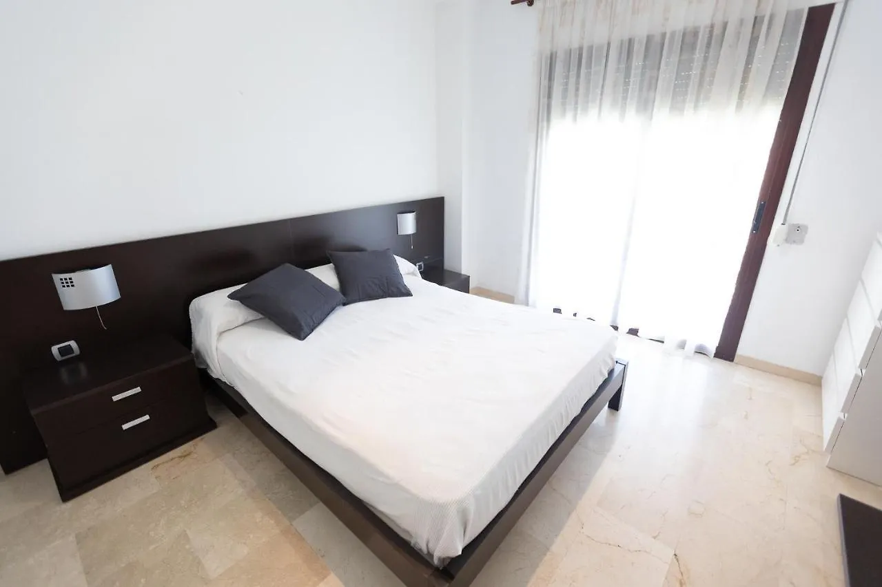 Apartamento Duplex con piscina a 300 metros de la playa San Luis de Sabinillas 0*,